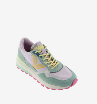 Luna Sneakers