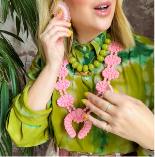Golden Hour Necklace - Bubblegum Pink