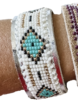 Western Aztec Pattern Seed Bead Leather Cuff Bracelet - White + Turquoise